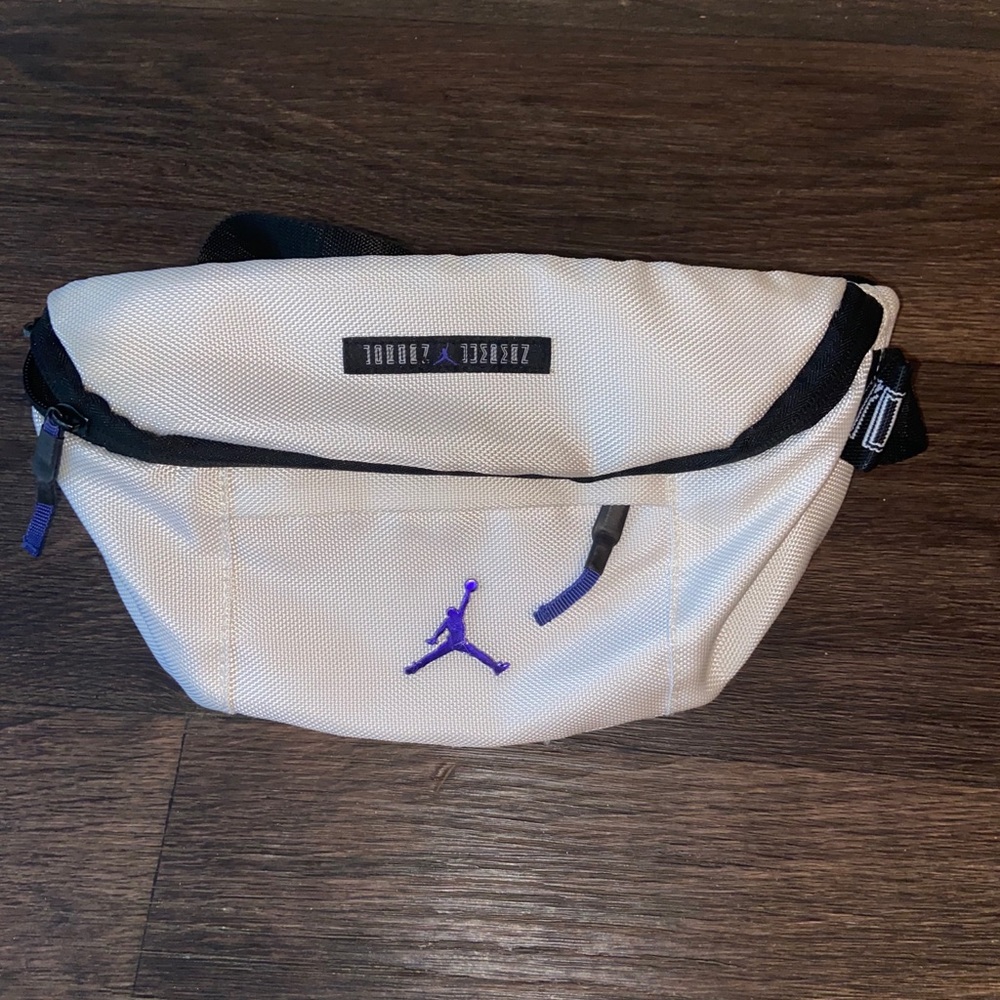 Nike Air Jordan Crossbody Bag